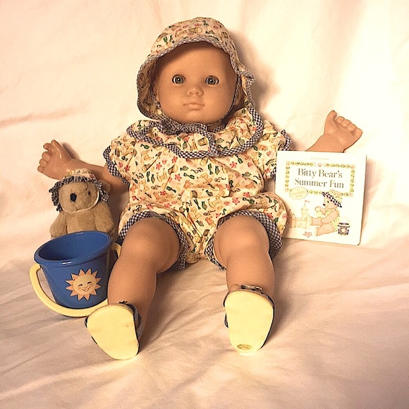 Pleasant Co Other - Pleasant Co Bitty Baby 1996 Summer Fun 
Beach Set
-Retired